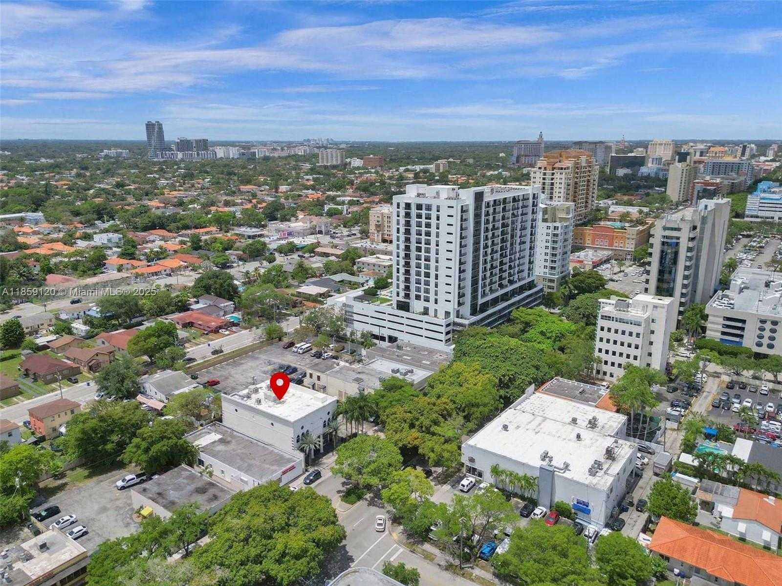 Small Image of 3138 SOUTH WEST 22ND ST, Miami Number 8