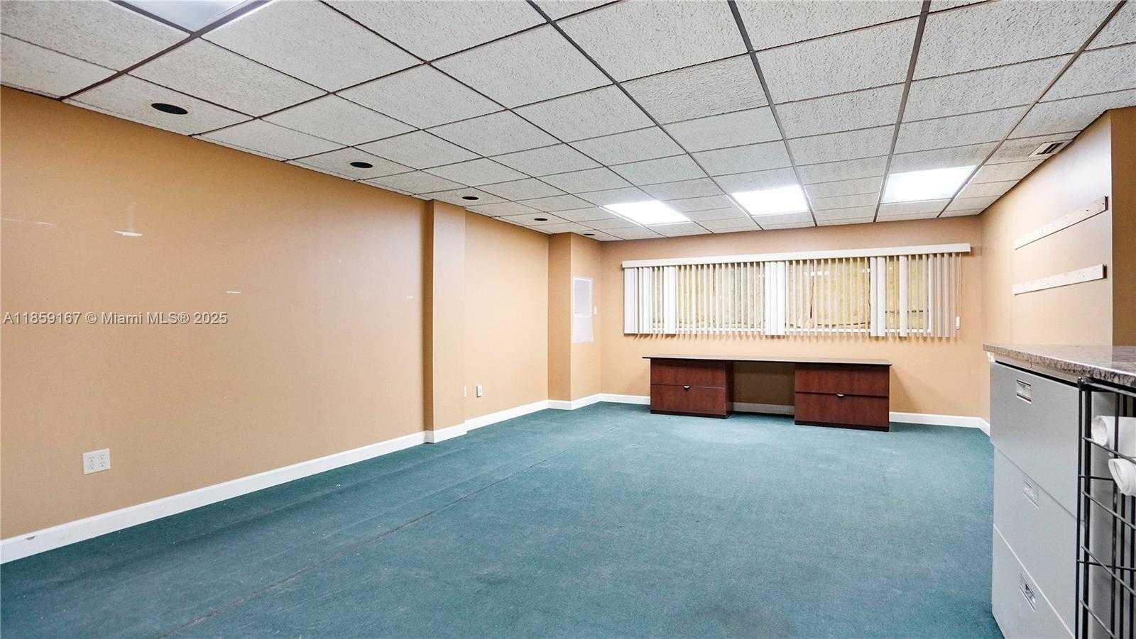 Small Image of 6830 SOUTH WEST 81ST TER, Miami Number 27