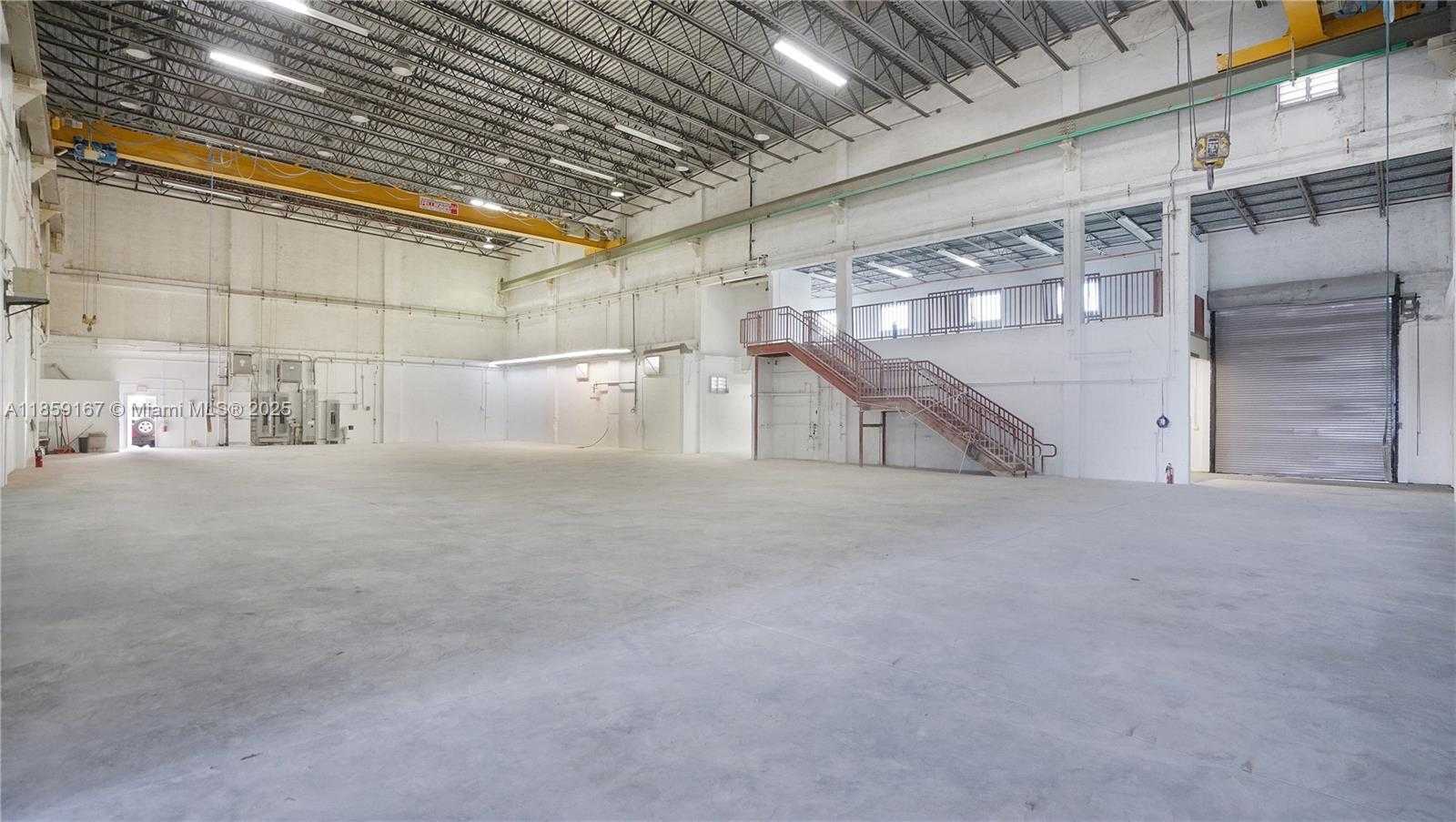 Small Image of 6830 SOUTH WEST 81ST TER, Miami Number 3