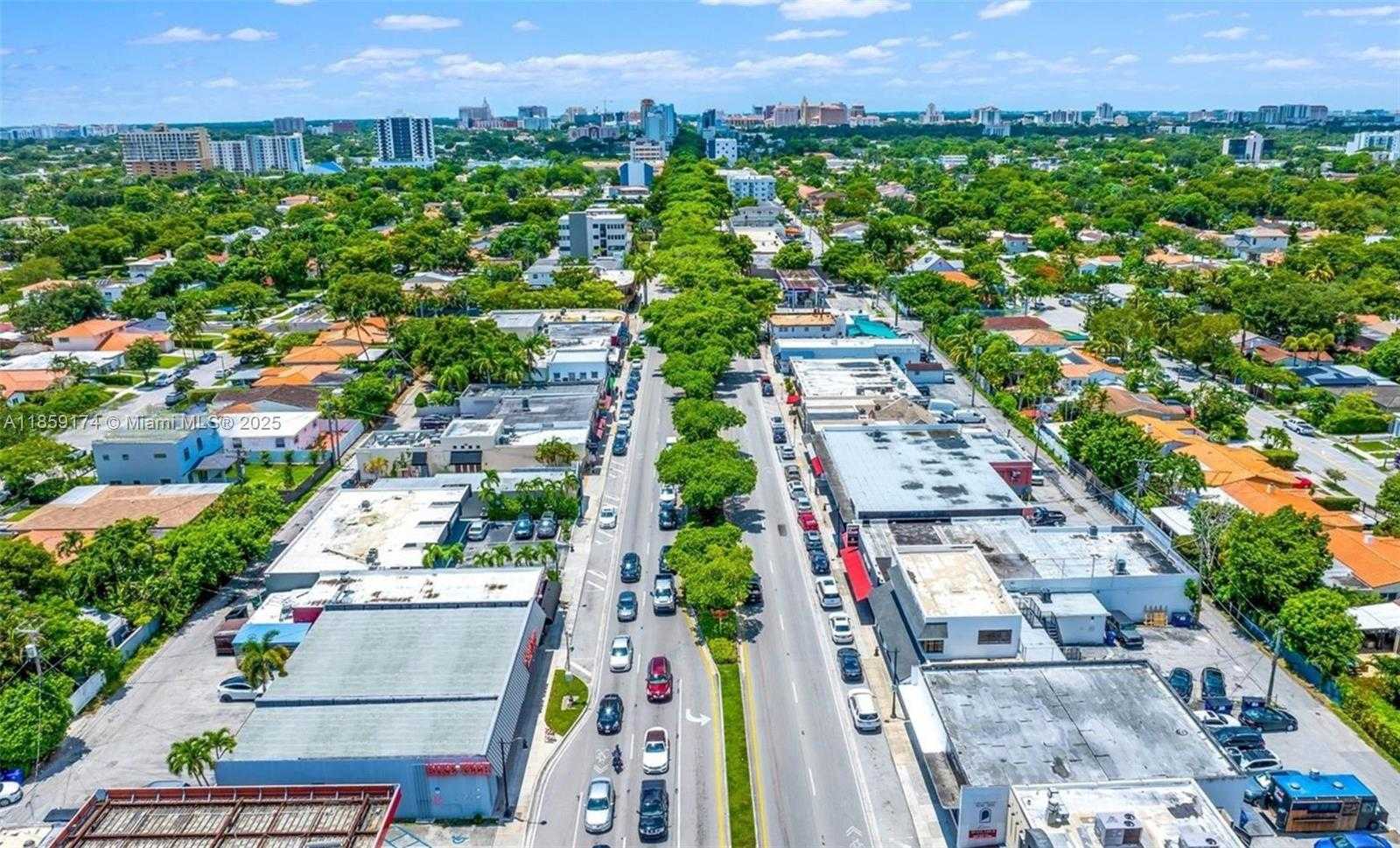 Small Image of 2224 SOUTH WEST 22ND ST, Miami Number 12
