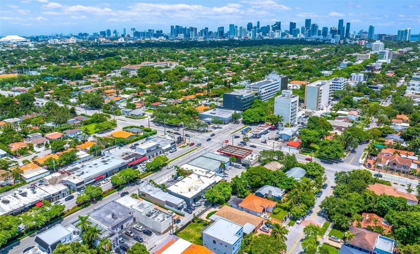 Small Image of 2224 SOUTH WEST 22ND ST, Miami Number 15