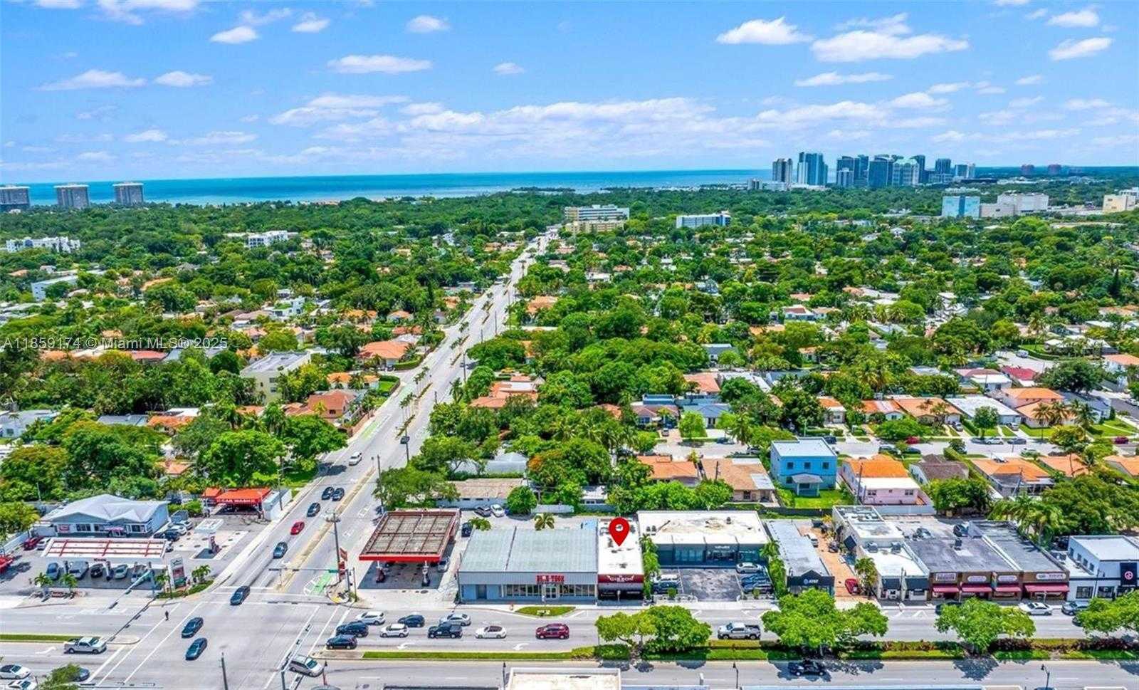 Small Image of 2224 SOUTH WEST 22ND ST, Miami Number 16