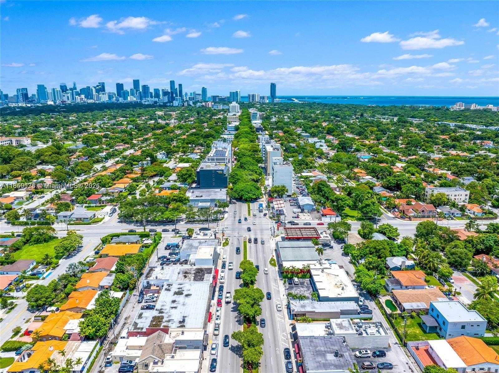 Small Image of 2224 SOUTH WEST 22ND ST, Miami Number 28