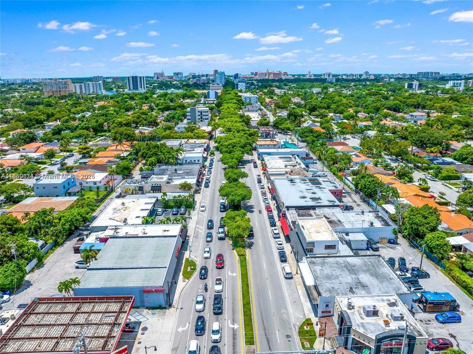 Small Image of 2224 SOUTH WEST 22ND ST, Miami Number 30