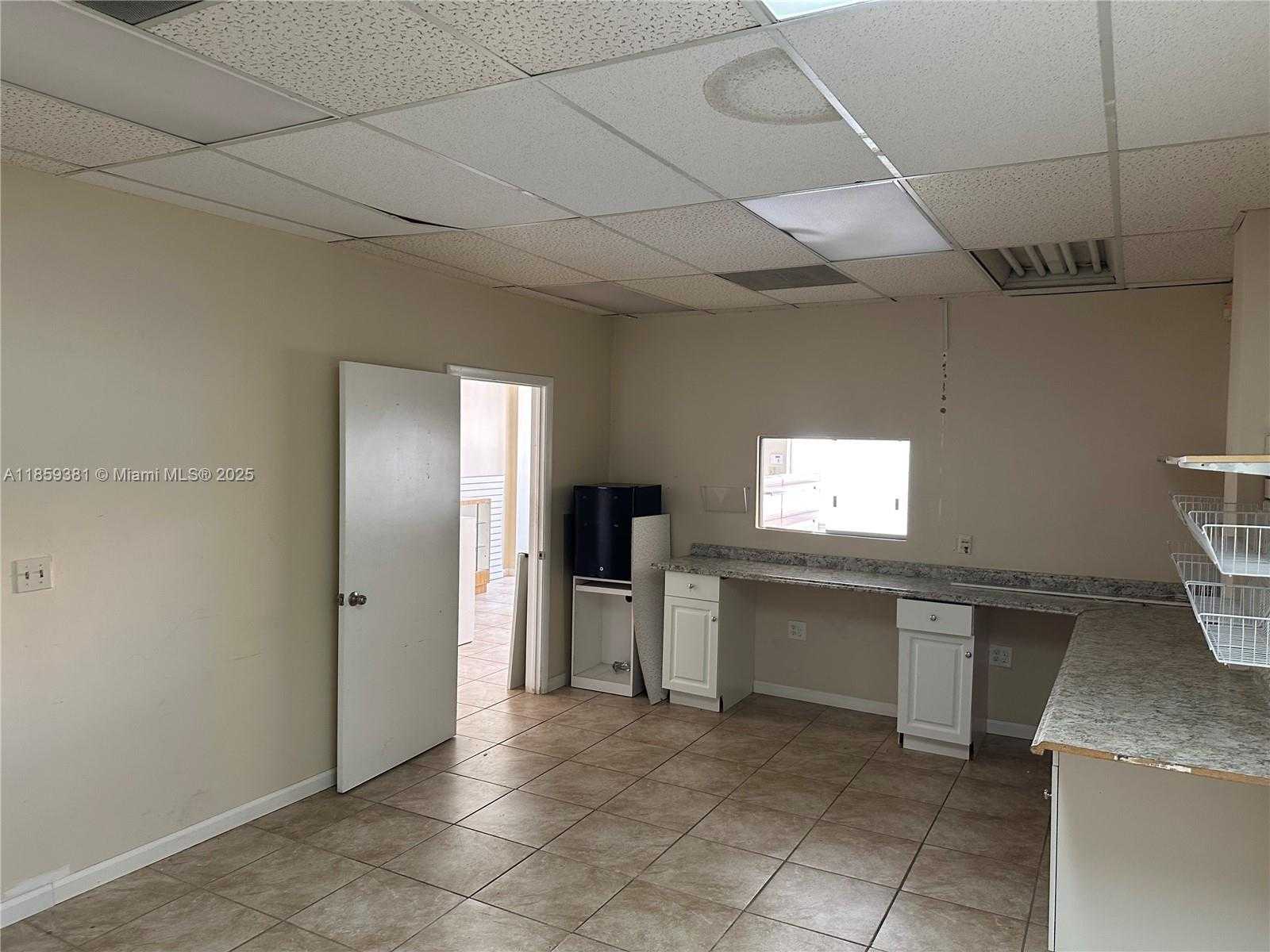 Small Image of 455 SOUTH WEST 17TH AVE, Miami Number 7