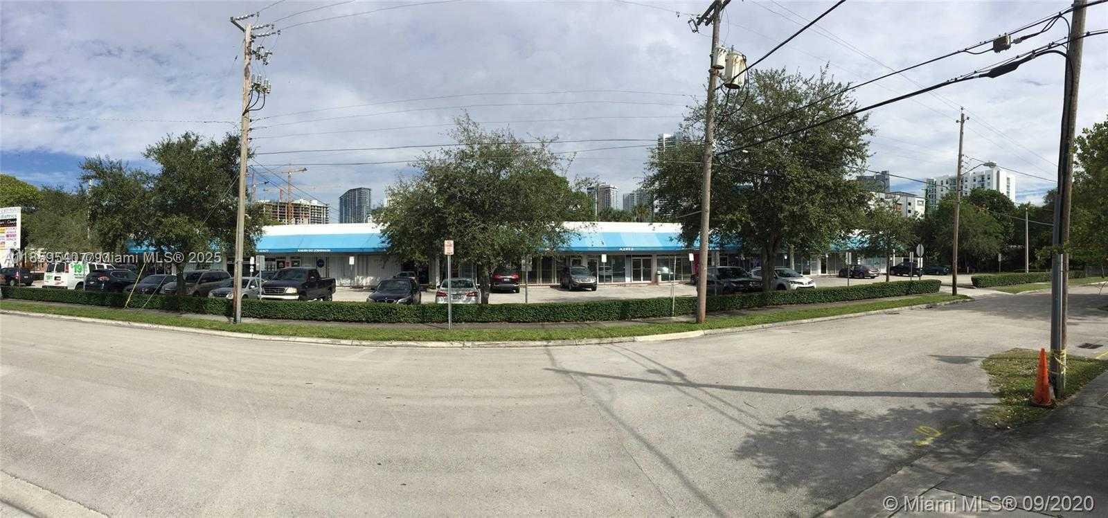 Small Image of 1777 SOUTH WEST 3 AV, Miami Number 15