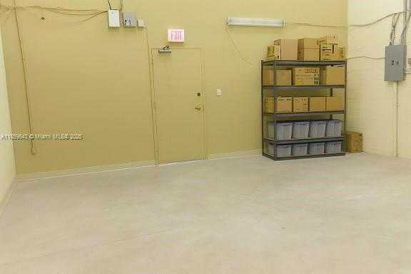 Small Image of 12905 SOUTH WEST 132ND ST, Miami Number 3