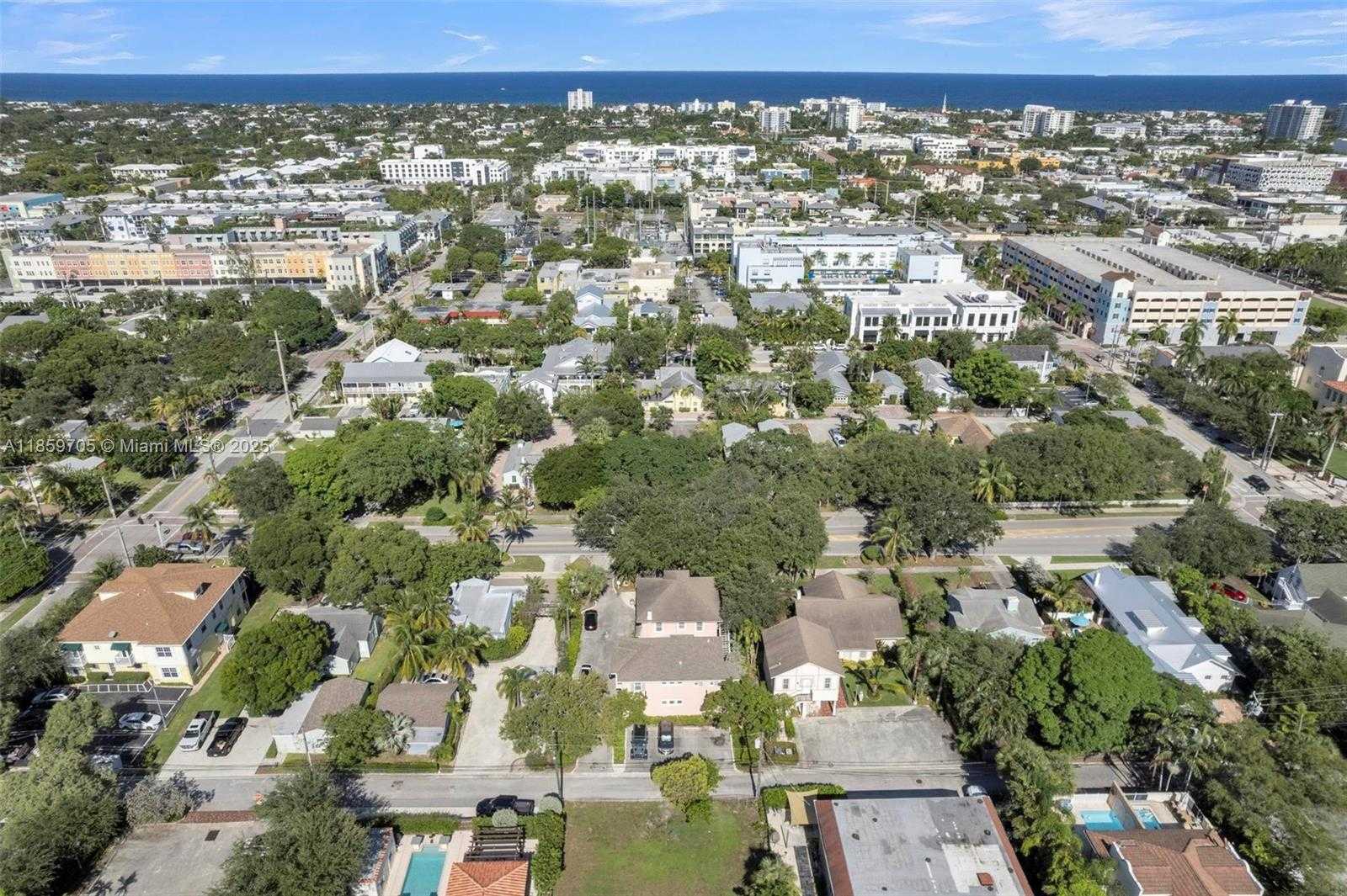 Small Image of 124 NORTH SWINTON AVE #B, Delray Beach Number 28