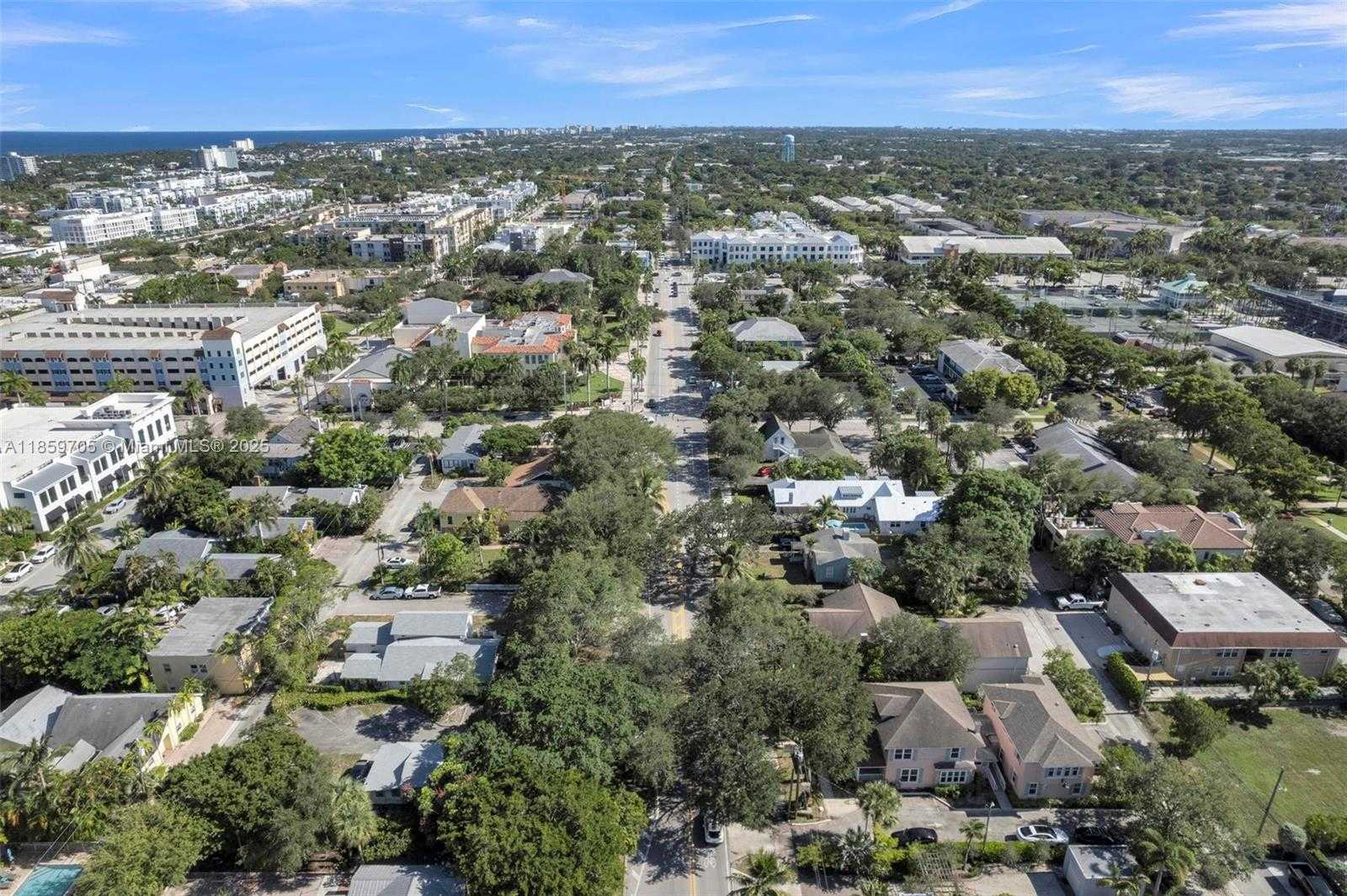 Small Image of 124 NORTH SWINTON AVE #B, Delray Beach Number 31