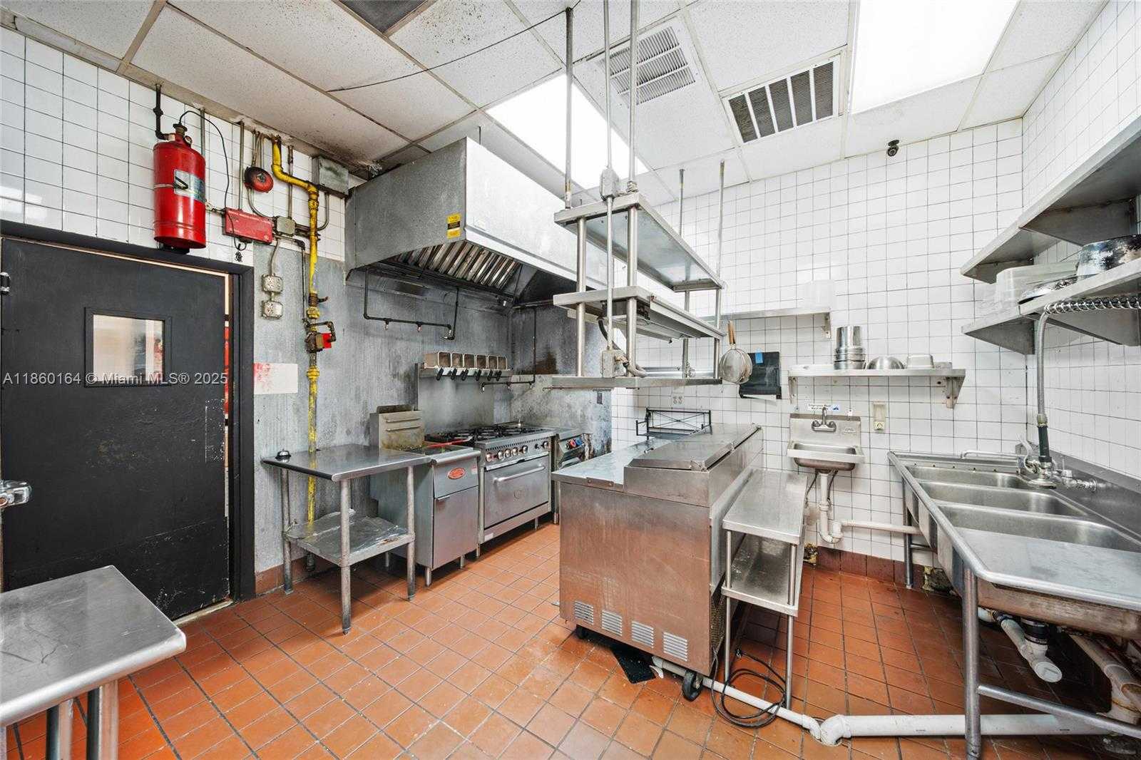 Small Image of 1040 ALTON RD, Miami Beach Number 18
