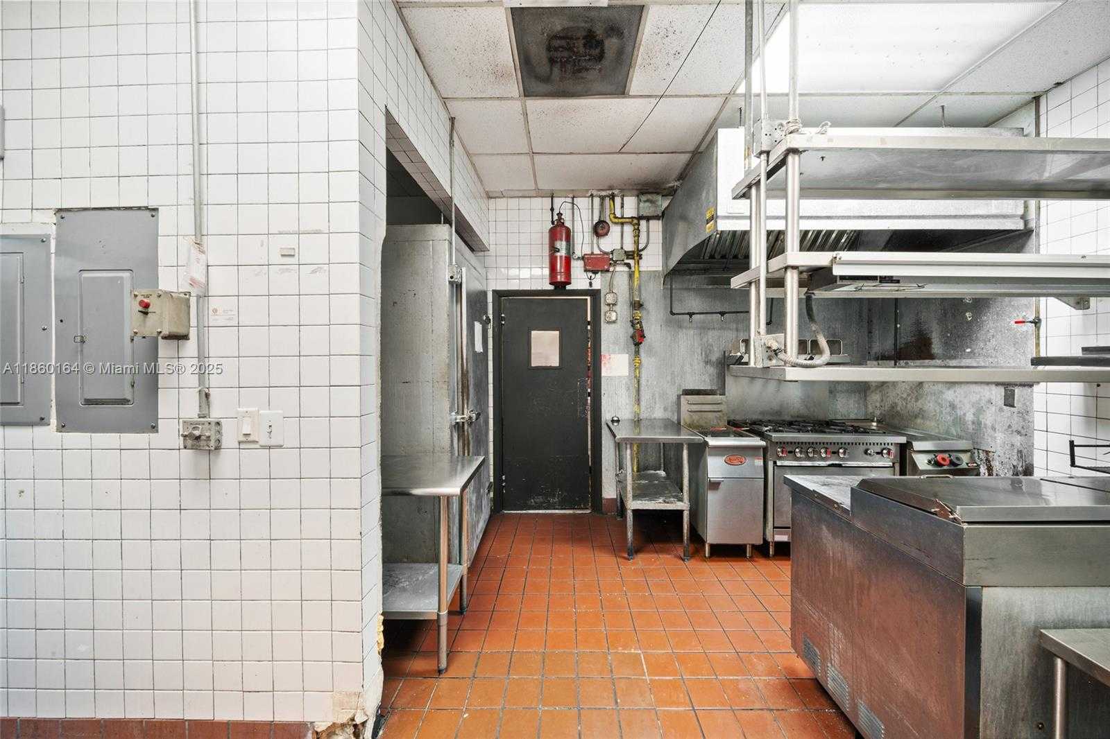 Small Image of 1040 ALTON RD, Miami Beach Number 24