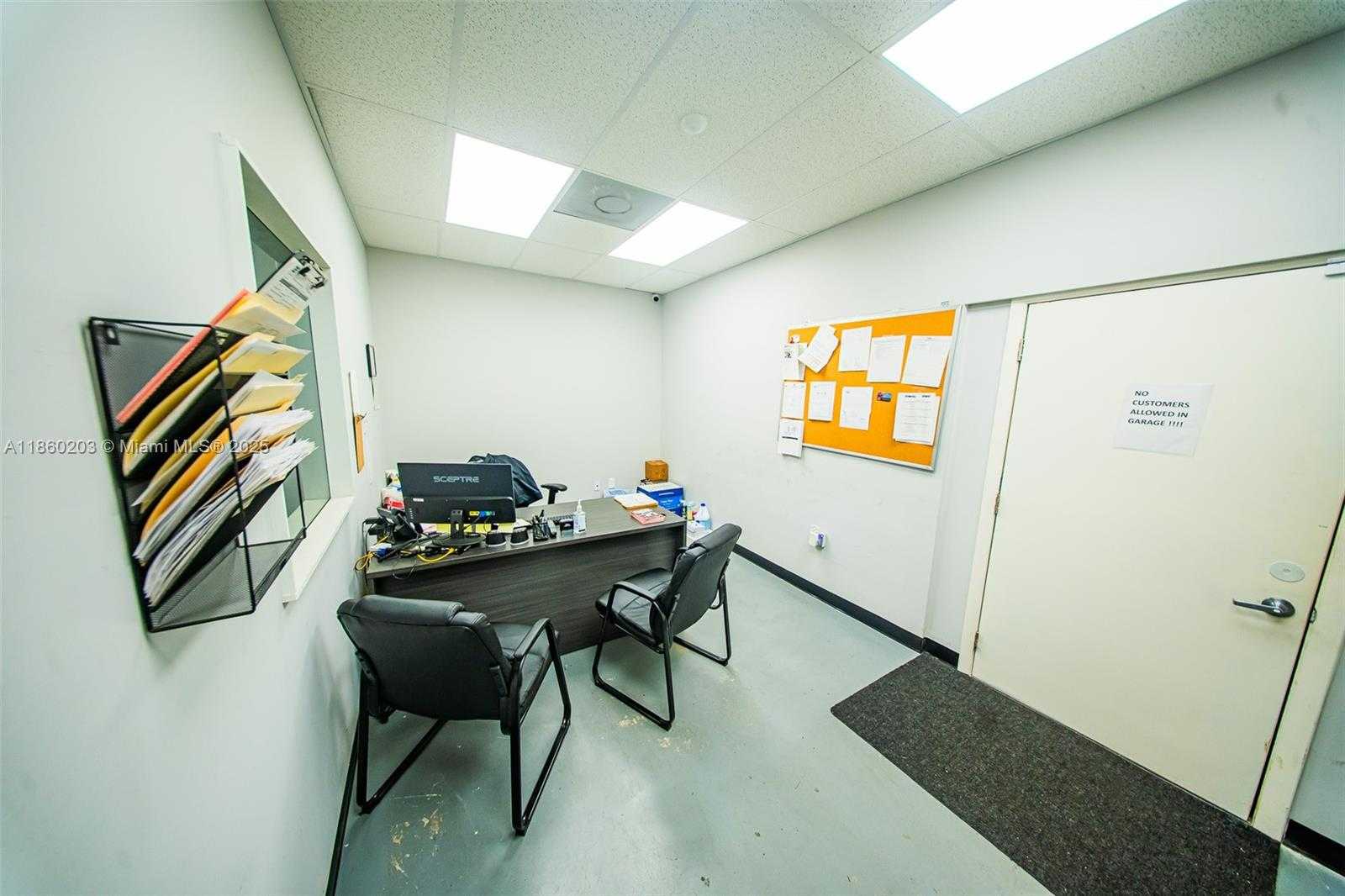 Small Image of 101 NORTH WEST 27TH AVE, Miami Number 5