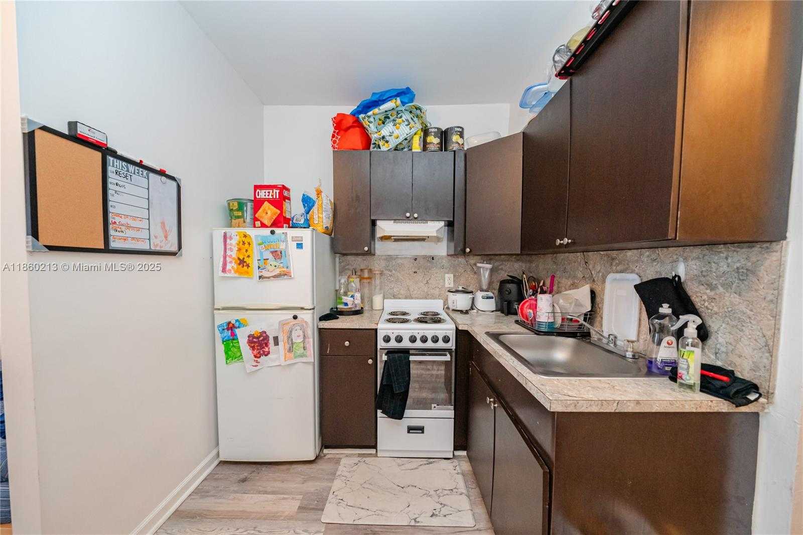 Small Image of 1274 WEST FLAGLER ST, Miami Number 18