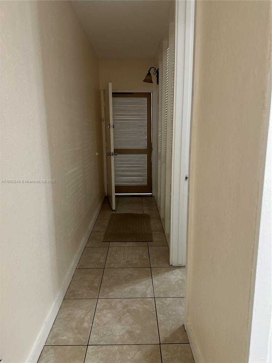 Small Image of 2313 NORTH EAST 2ND ST, Pompano Beach Number 23