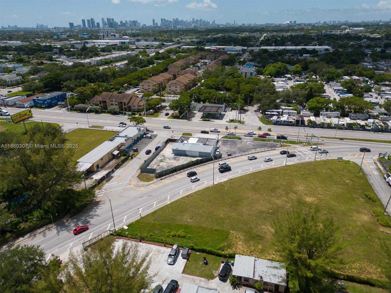 Small Image of 1321 NORTH WEST 79TH ST #1321-1, Miami Number 3