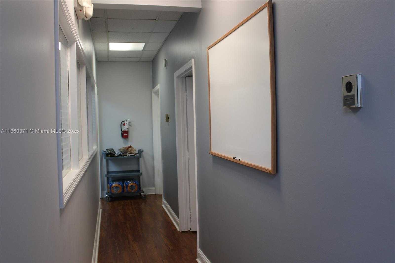 Small Image of Miami Lakes Number 5