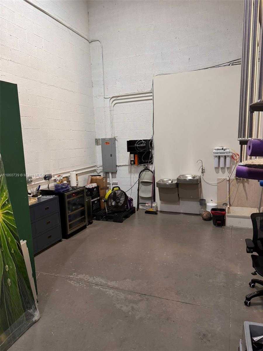 Small Image of 6020 NORTH WEST 99TH AVE #313, Doral Number 10