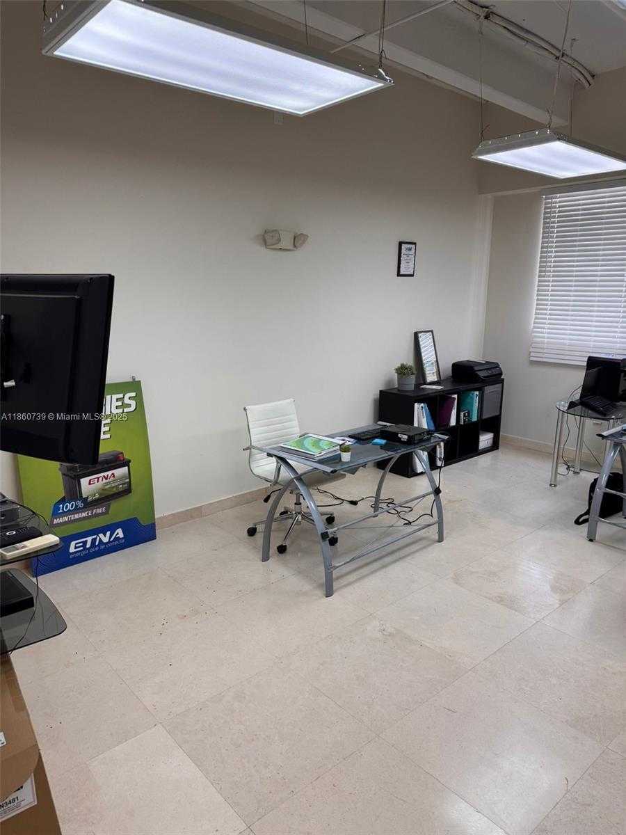 Small Image of 6020 NORTH WEST 99TH AVE #313, Doral Number 3