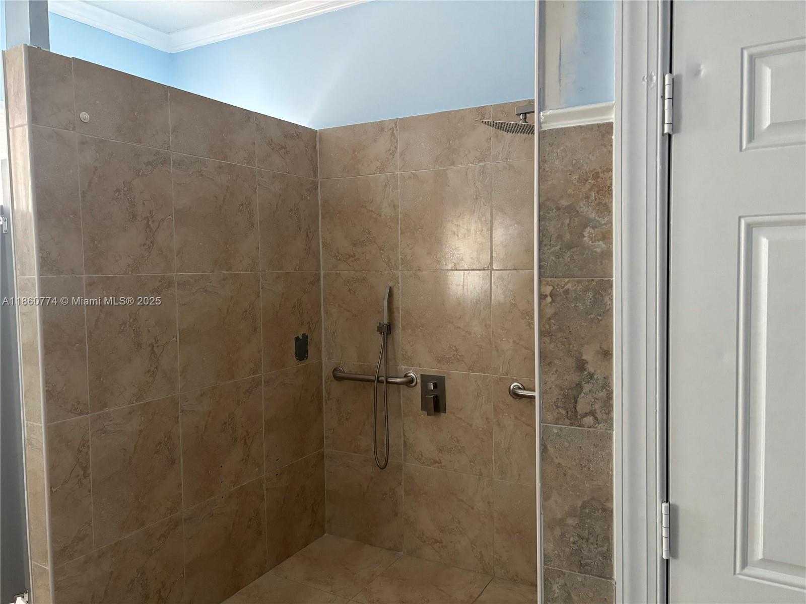 Small Image of 8302 NORTH WEST 103RD ST, Hialeah Gardens Number 17