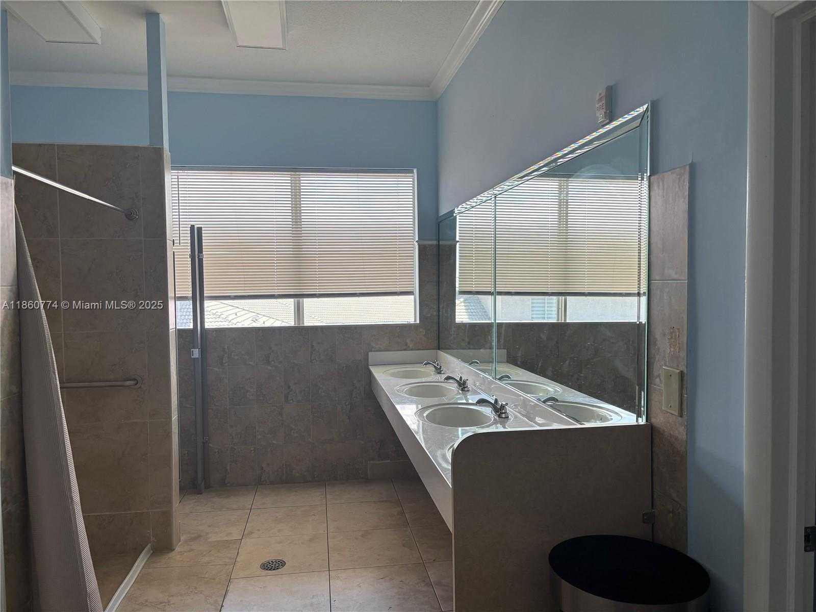 Small Image of 8302 NORTH WEST 103RD ST, Hialeah Gardens Number 18