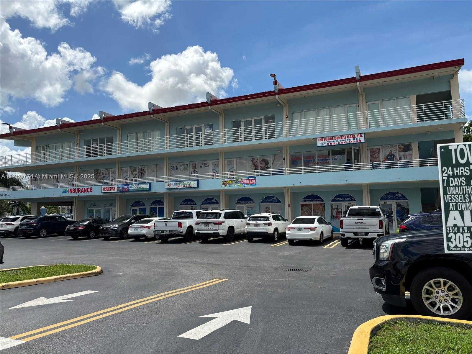 Small Image of 8302 NORTH WEST 103RD ST, Hialeah Gardens Number 3
