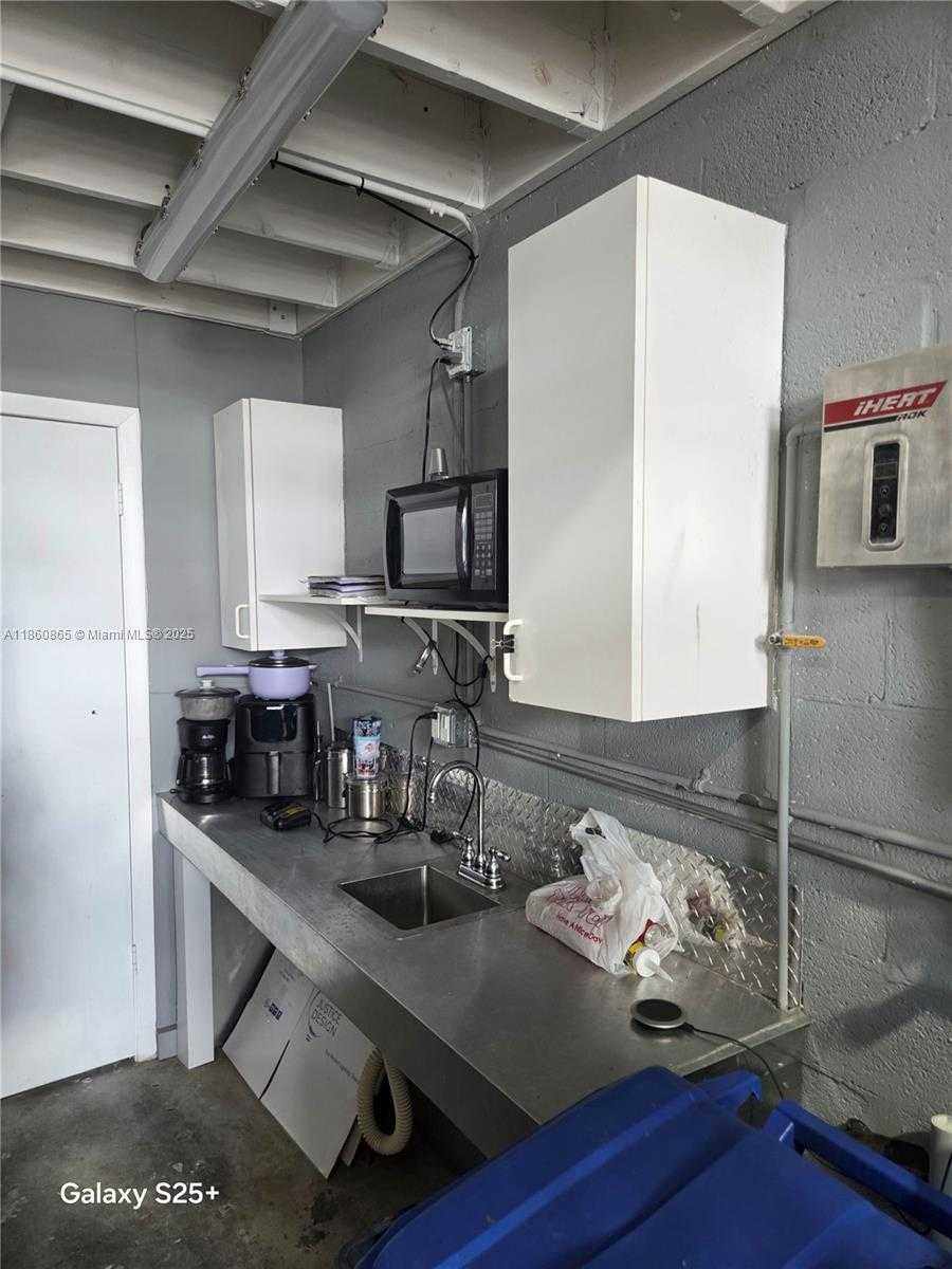 Small Image of 13935 SOUTH WEST 140TH ST #326, Miami Number 8