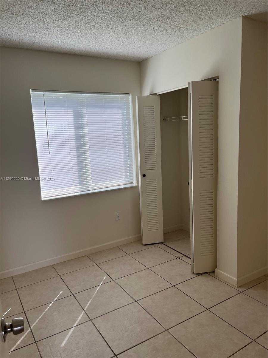 Small Image of 126 SOUTH WEST 21ST AVE, Miami Number 18