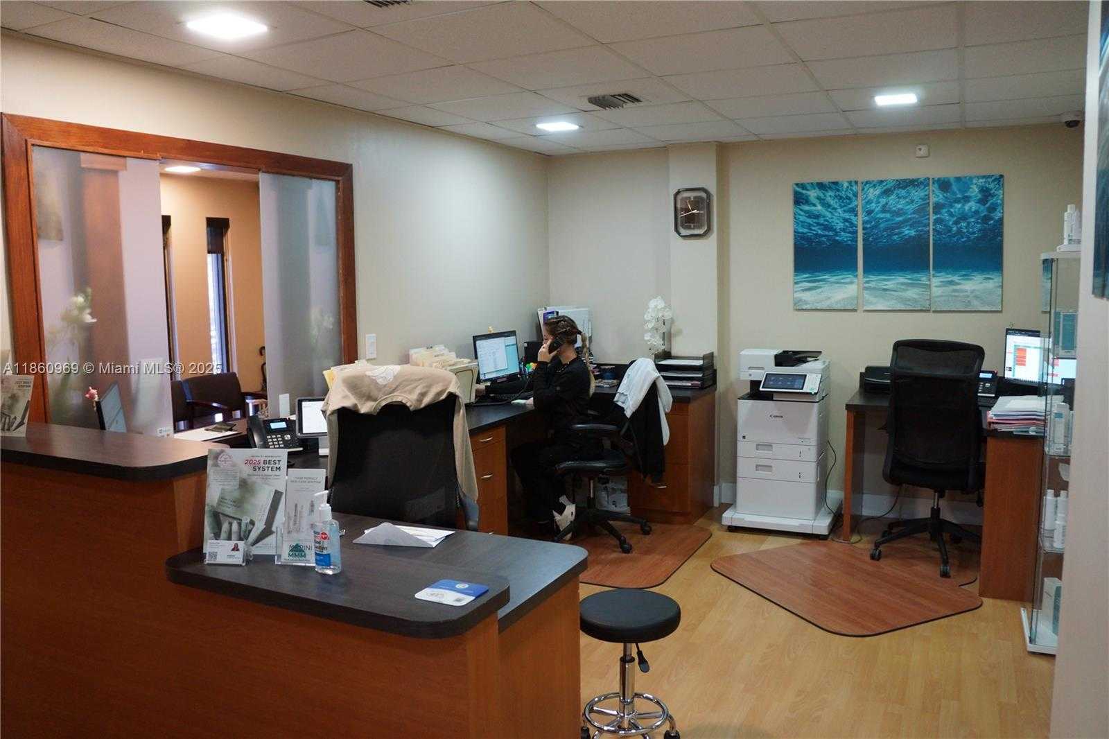 Small Image of 12301 TAFT ST #Suite 1, Pembroke Pines Number 3