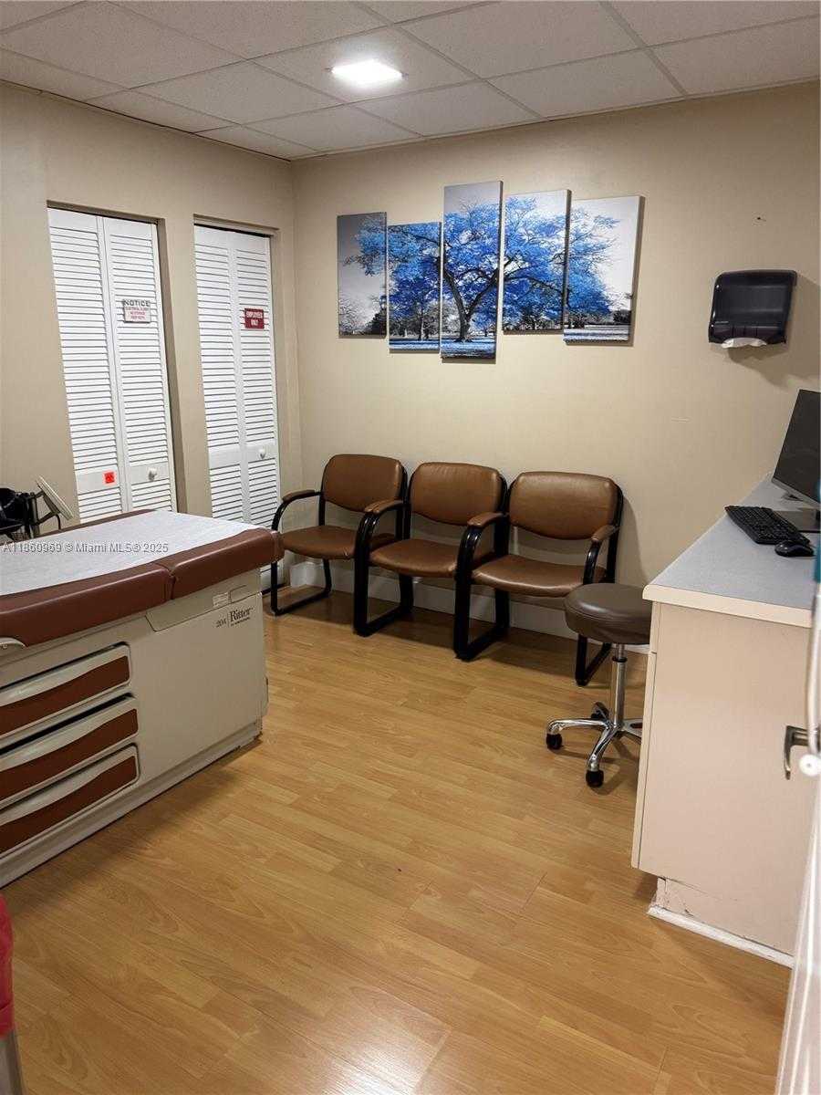 Small Image of 12301 TAFT ST #Suite 1, Pembroke Pines Number 6