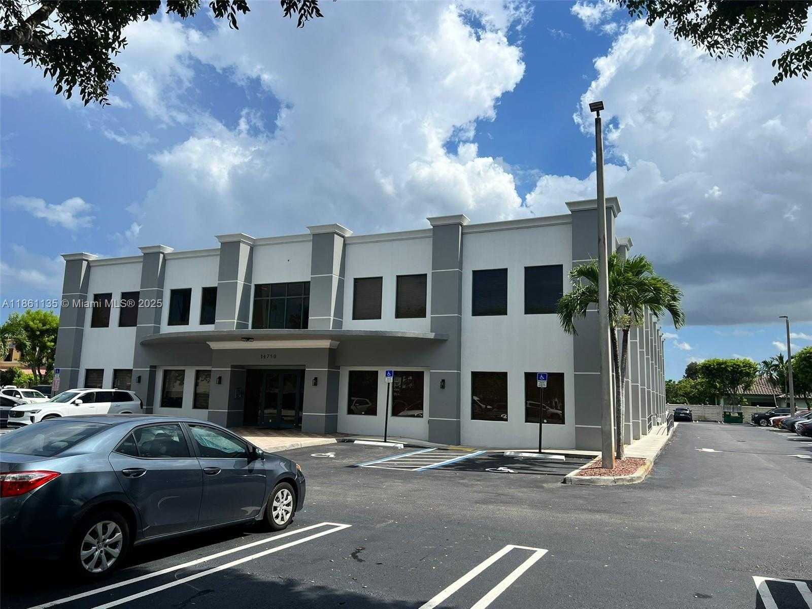Small Image of 14750 SOUTH WEST 26TH ST, Miami Number 2