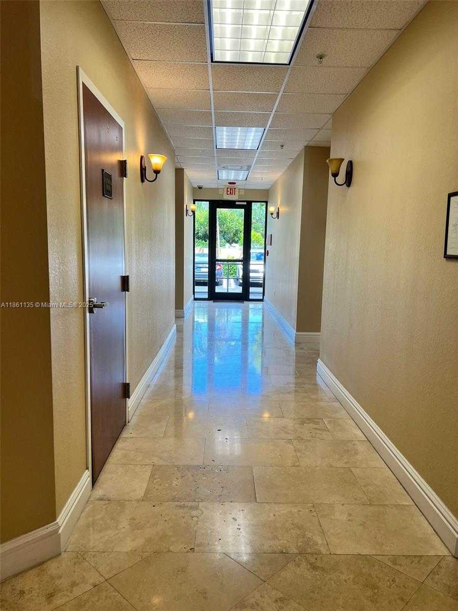 Small Image of 14750 SOUTH WEST 26TH ST, Miami Number 5