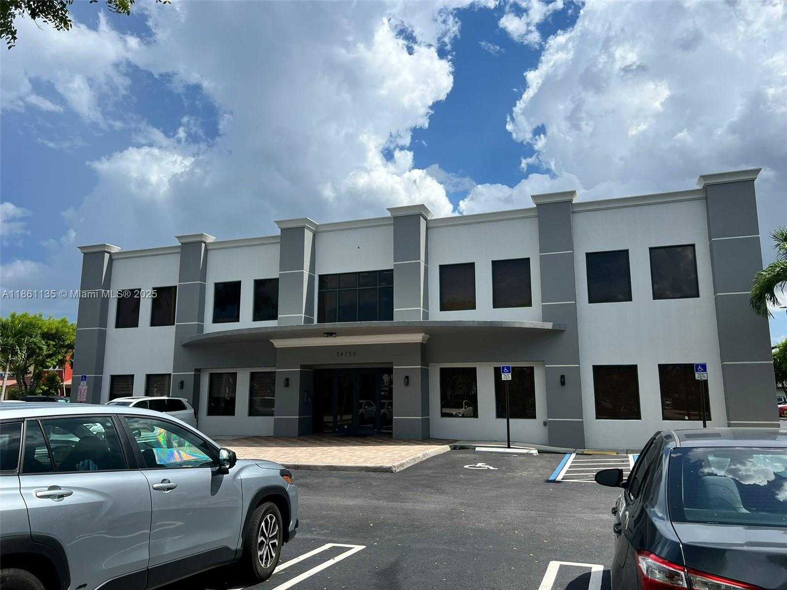 Small Image of 14750 SOUTH WEST 26TH ST, Miami Number 8