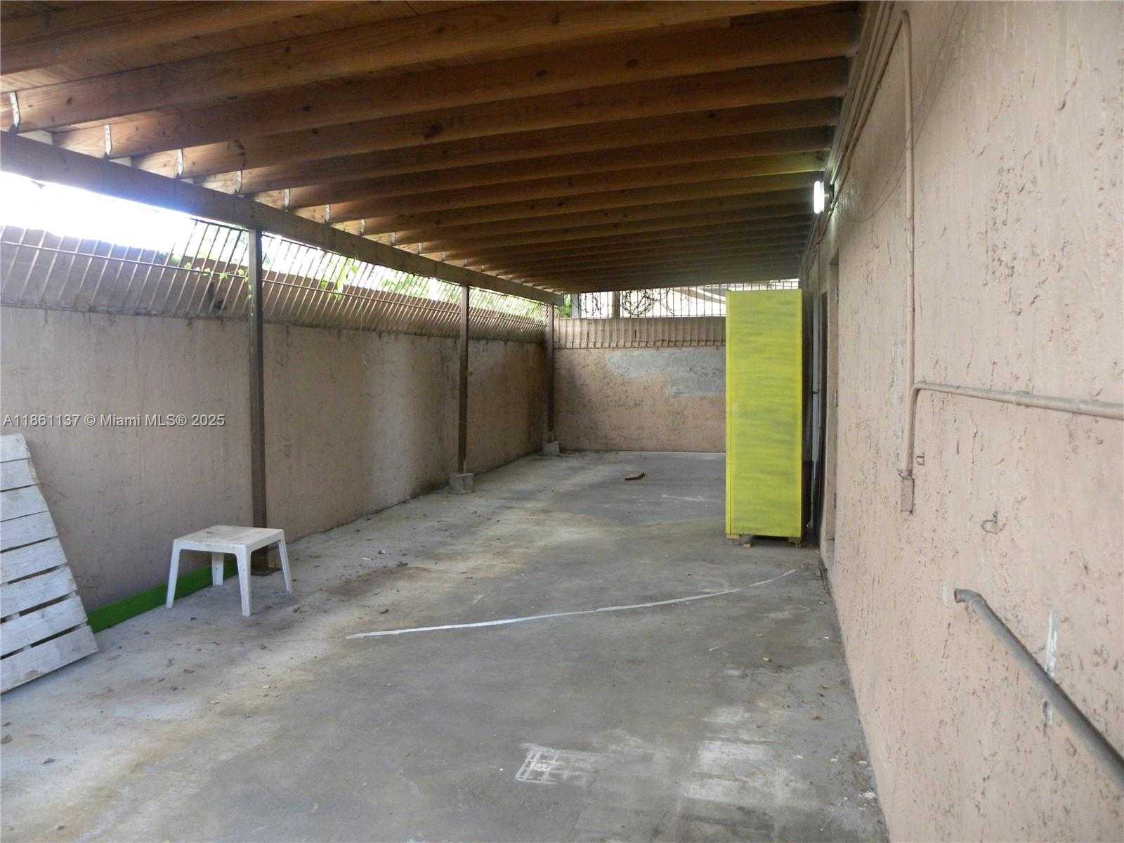 Small Image of 2529 NORTH WEST 23RD ST, Miami Number 10