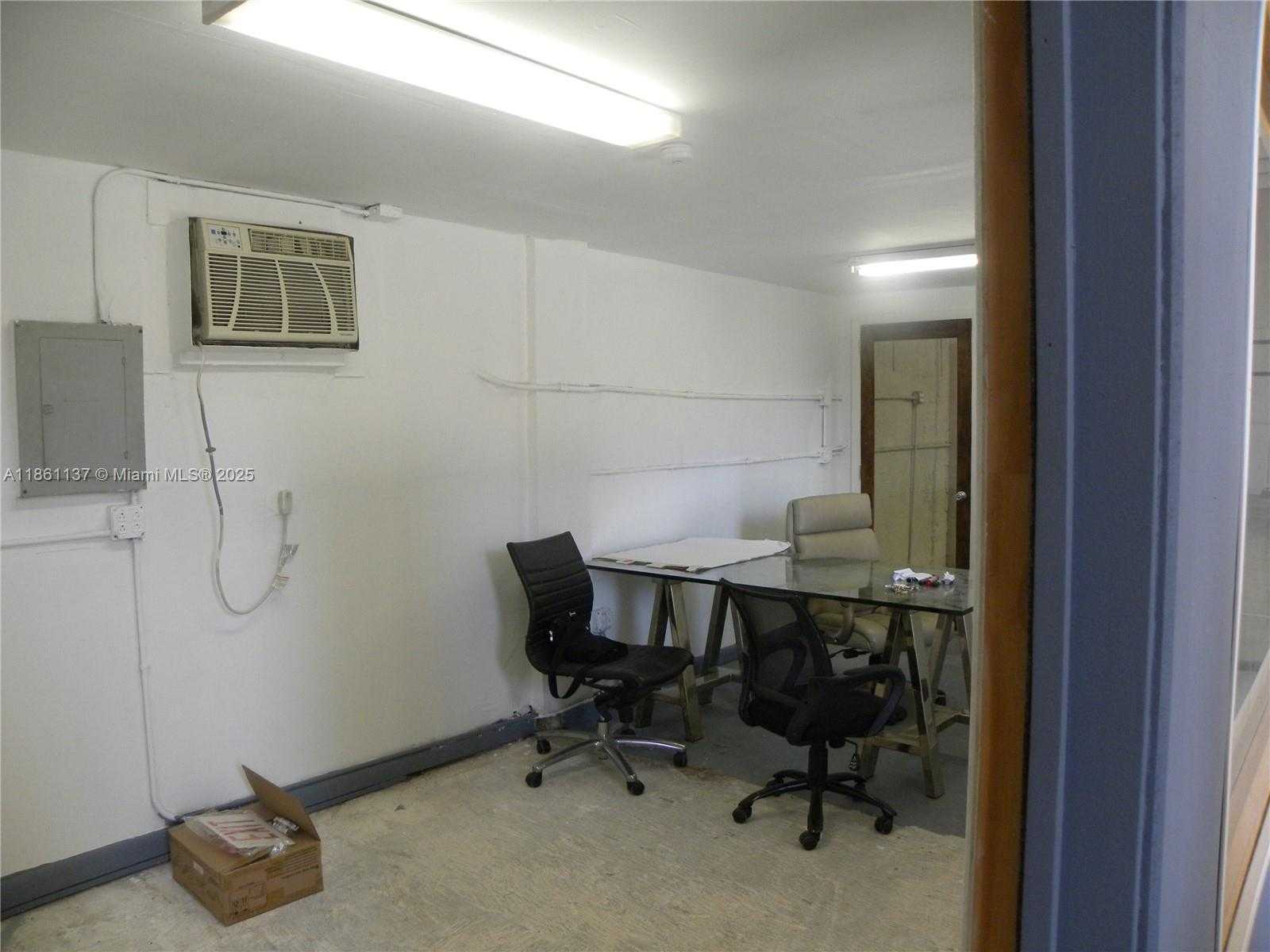 Small Image of 2529 NORTH WEST 23RD ST, Miami Number 9