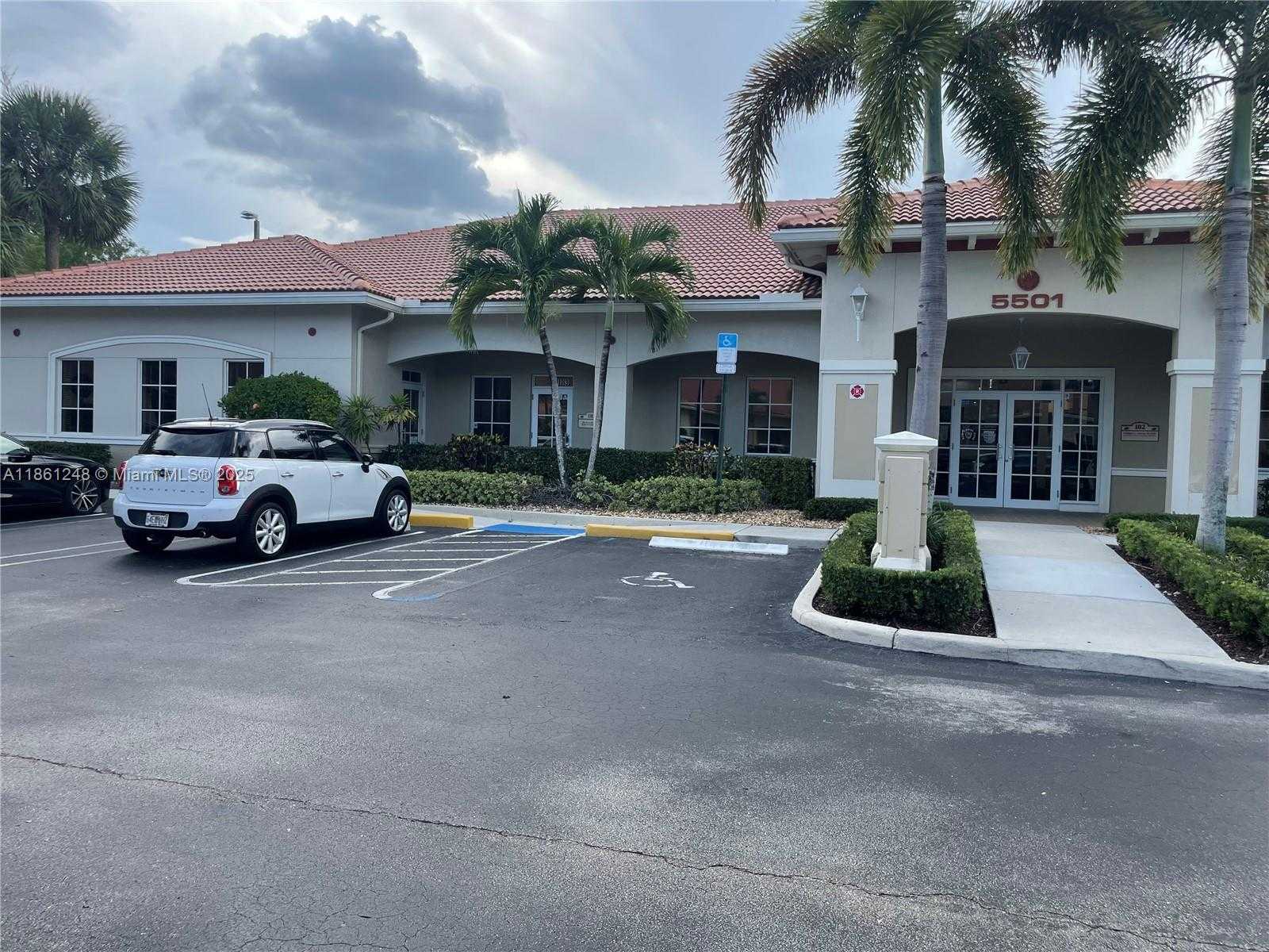 Small Image of 5501 NORTH UNIVERSITY DR #103, Coral Springs Number 31