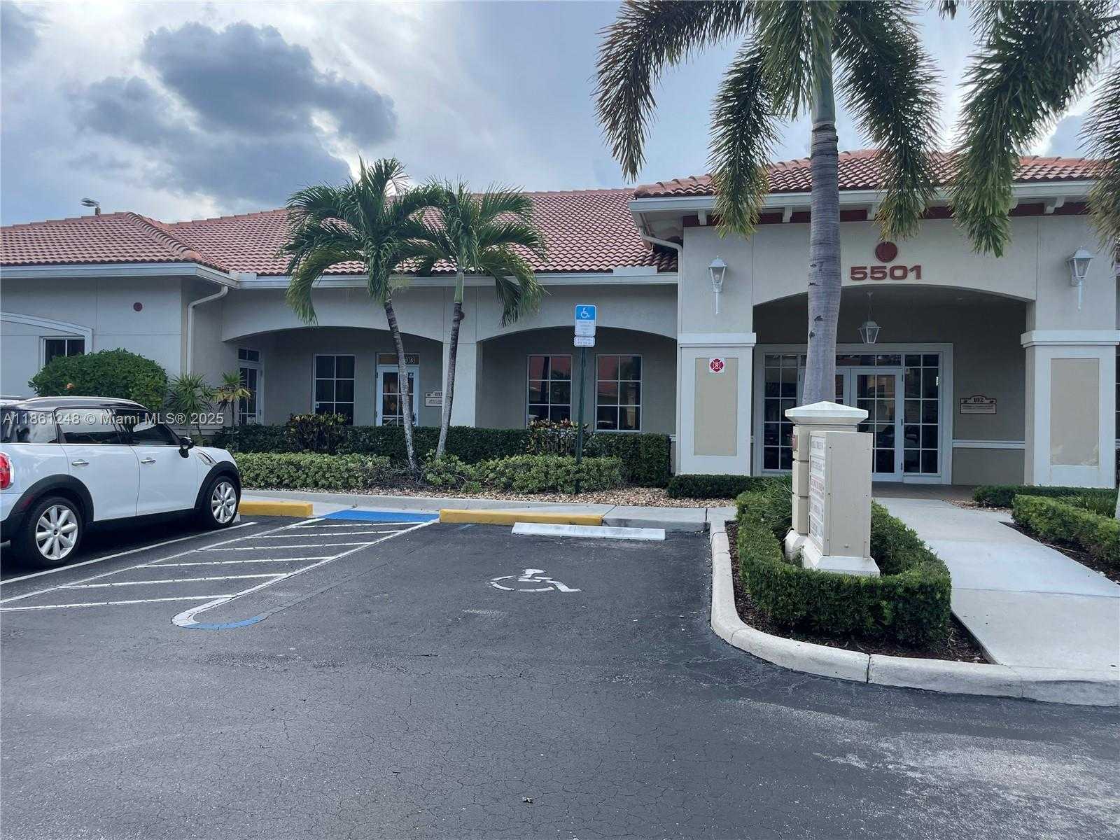 Small Image of 5501 NORTH UNIVERSITY DR #103, Coral Springs Number 35