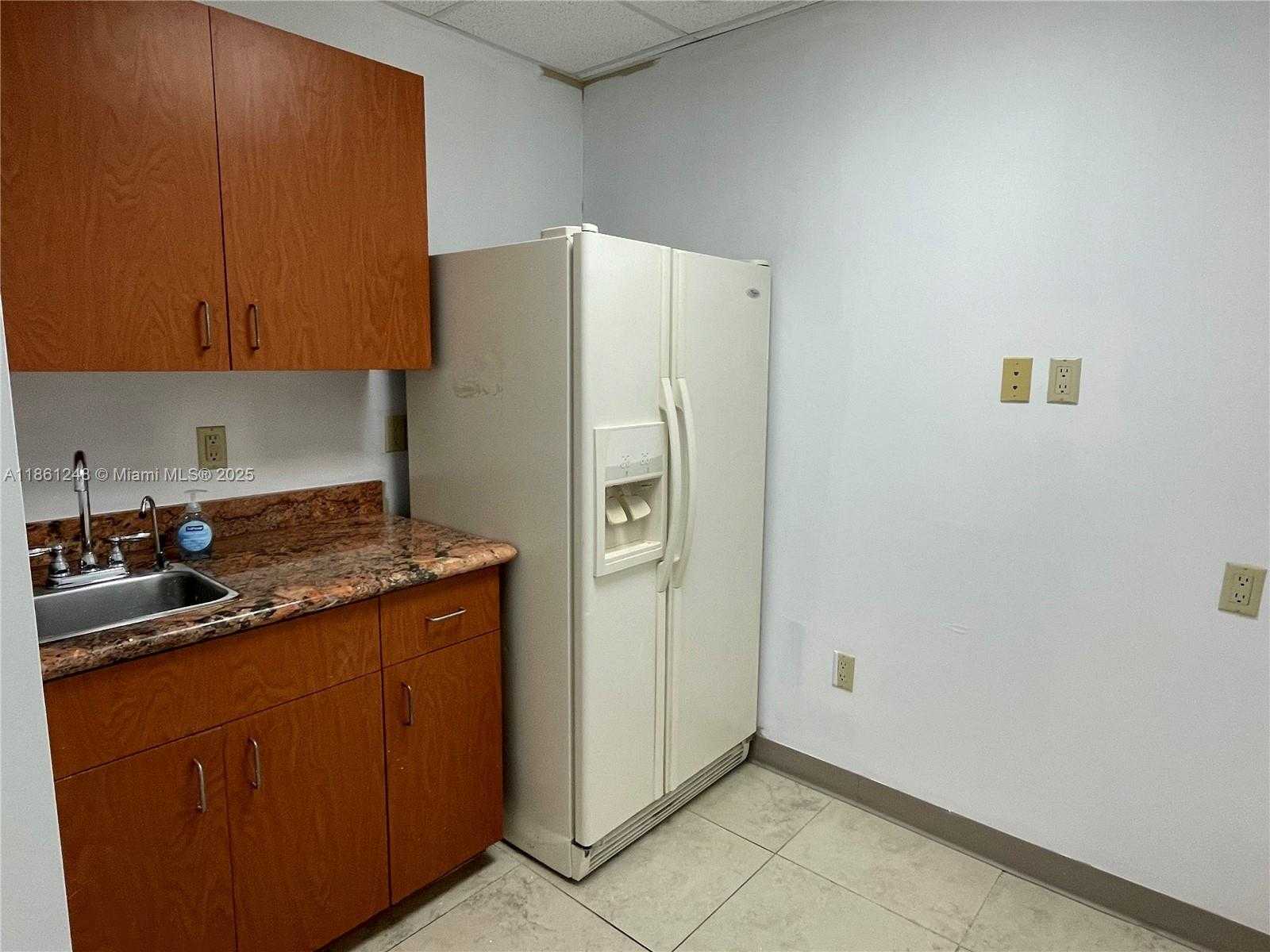 Small Image of 5501 NORTH UNIVERSITY DR #103, Coral Springs Number 4