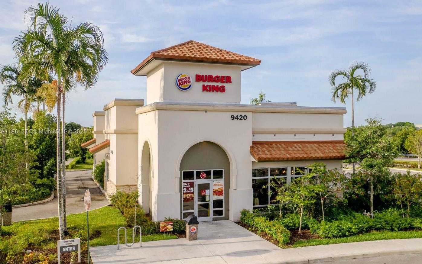 Small Image of 9440 WEST COMMERCIAL BLVD, Sunrise Number 2