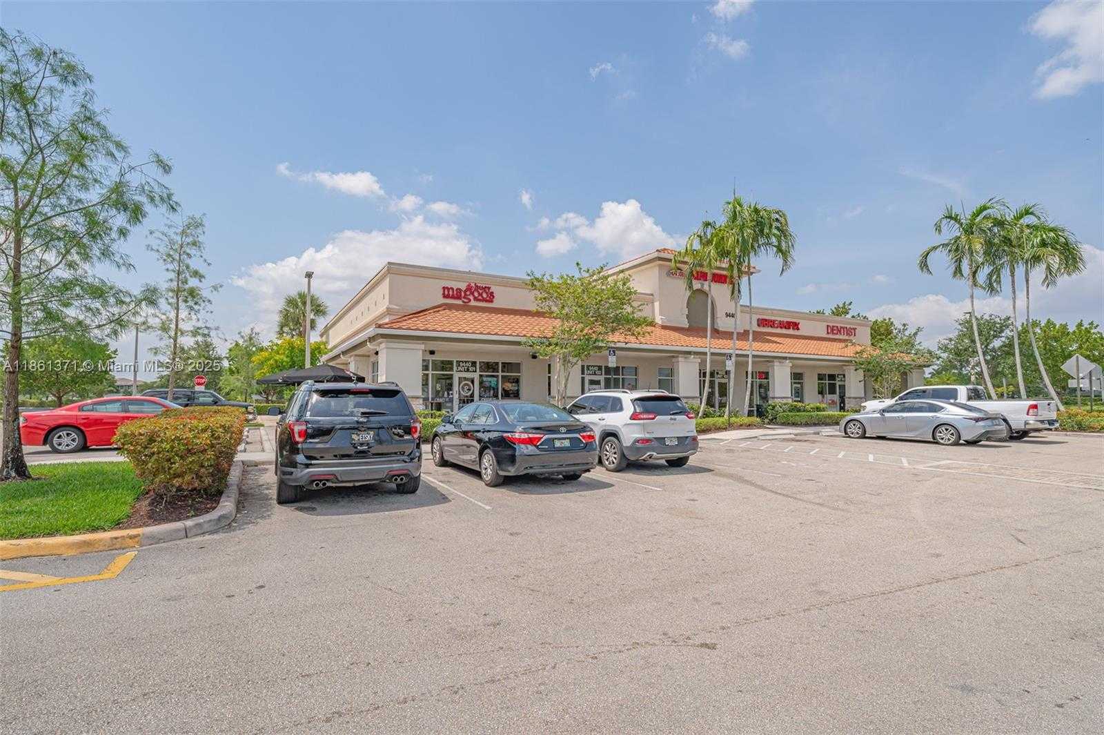 Small Image of 9440 WEST COMMERCIAL BLVD, Sunrise Number 6