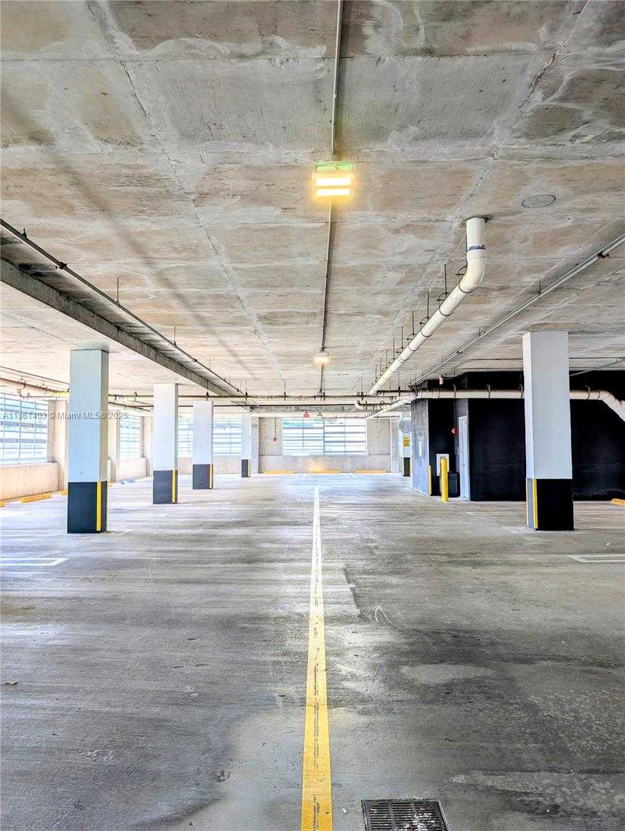 Small Image of 800 SOUTH EAST 4TH AVE #509, Hallandale Beach Number 5
