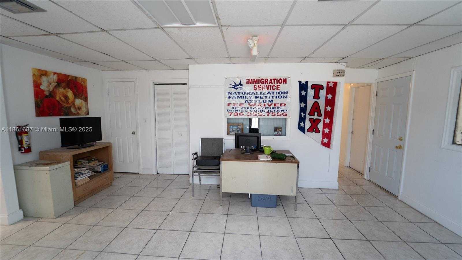 Small Image of 10822 NORTH WEST 7TH AVE, Miami Number 13