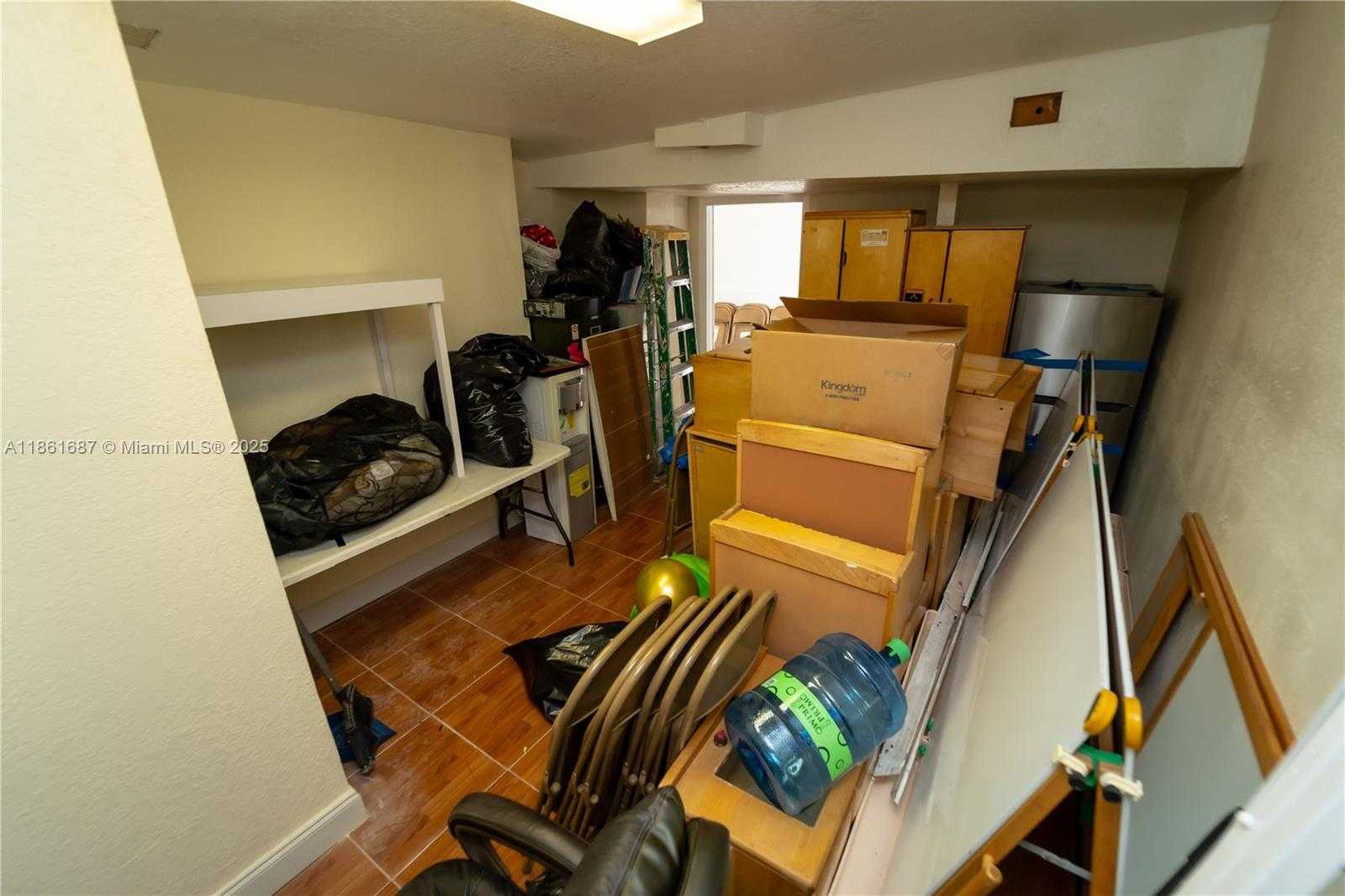 Small Image of 10822 NORTH WEST 7TH AVE, Miami Number 17