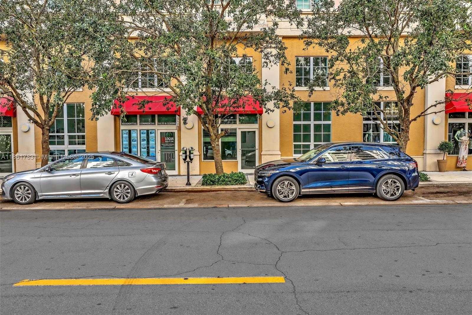Small Image of 410 EVERNIA ST #113, West Palm Beach Number 28