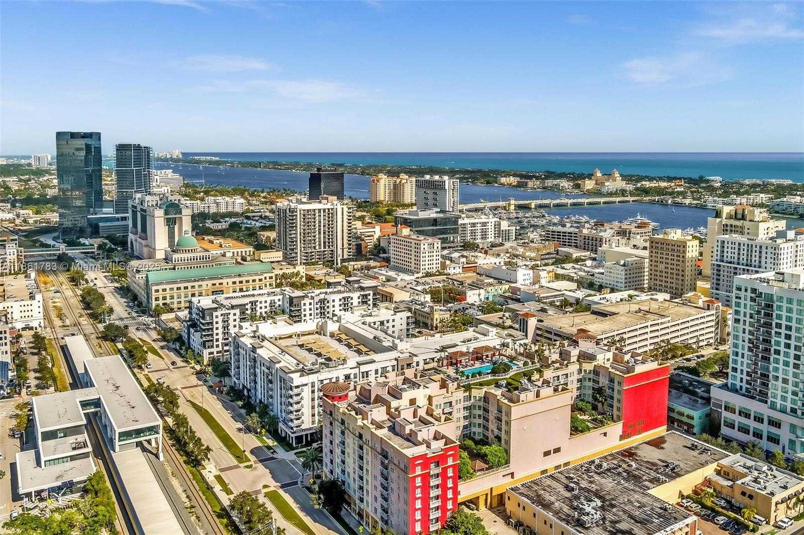 Small Image of 410 EVERNIA ST #113, West Palm Beach Number 31