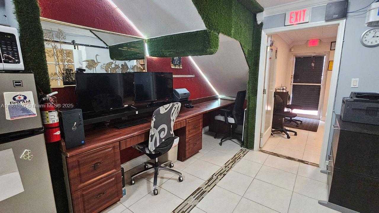 Small Image of 2441 NORTH WEST 93RD AVE #103, Doral Number 4
