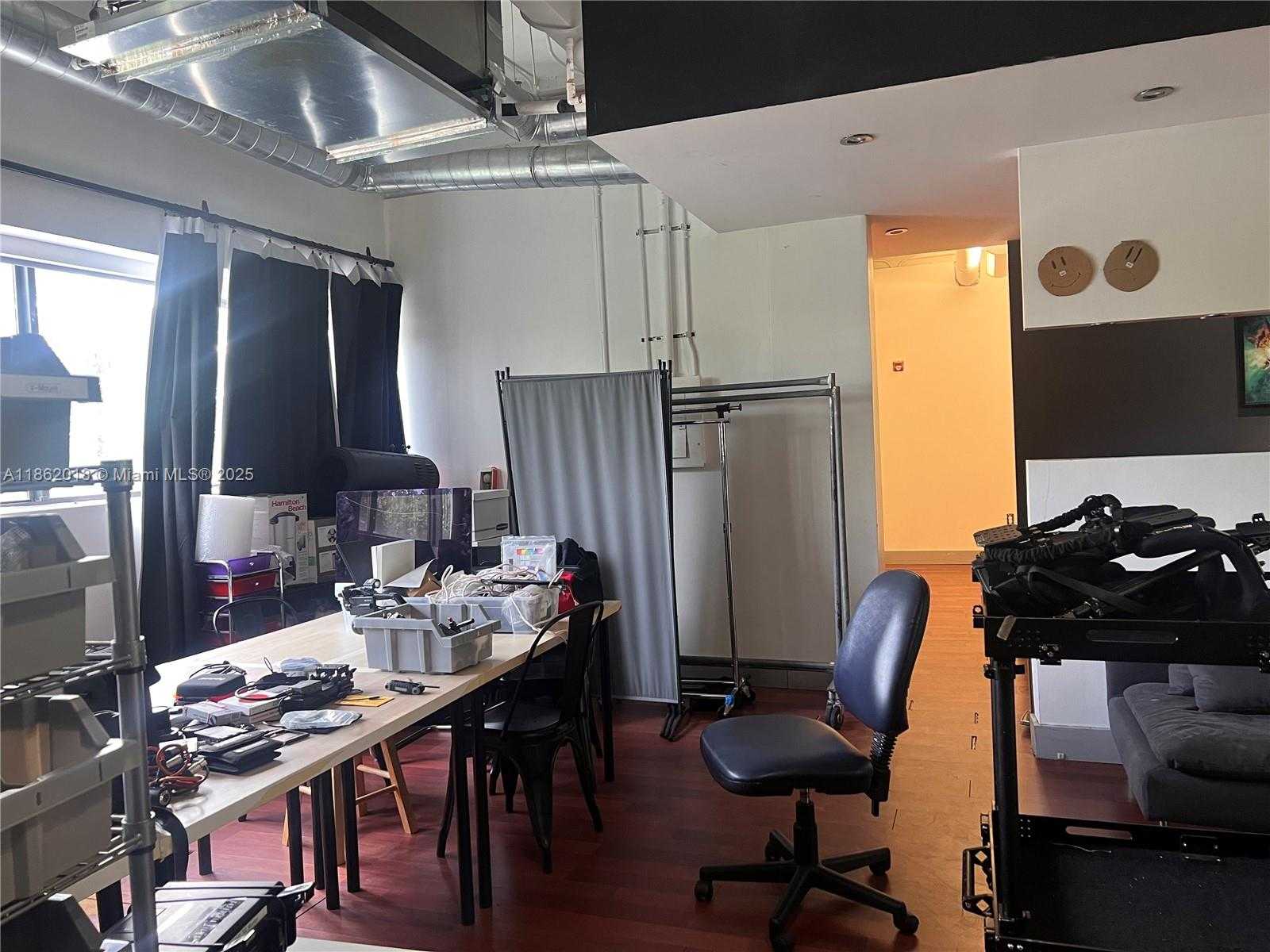 Small Image of 1221 SOUTH WEST 27TH AVE - 2ND FLOOR, Miami Number 13