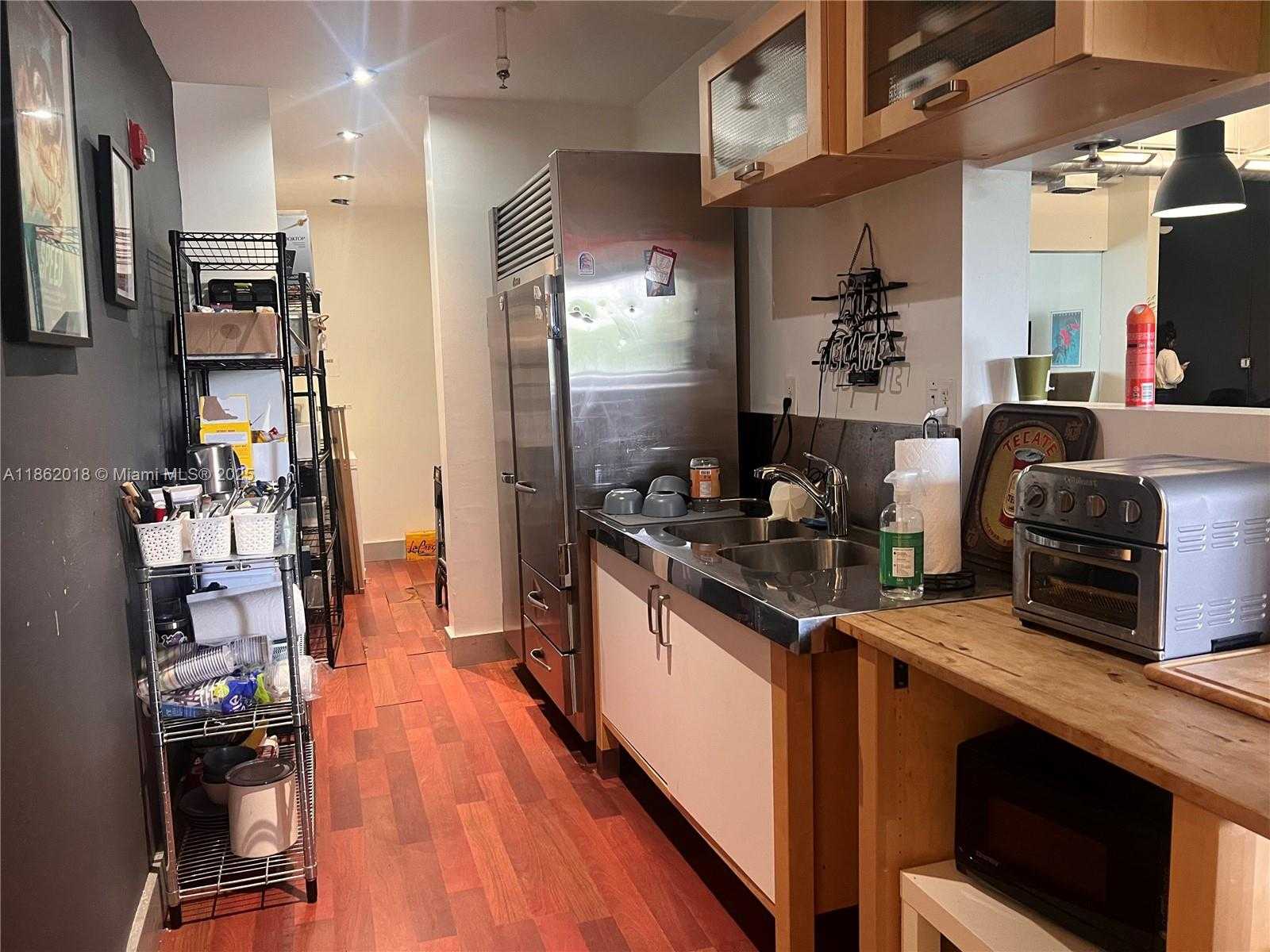 Small Image of 1221 SOUTH WEST 27TH AVE - 2ND FLOOR, Miami Number 9