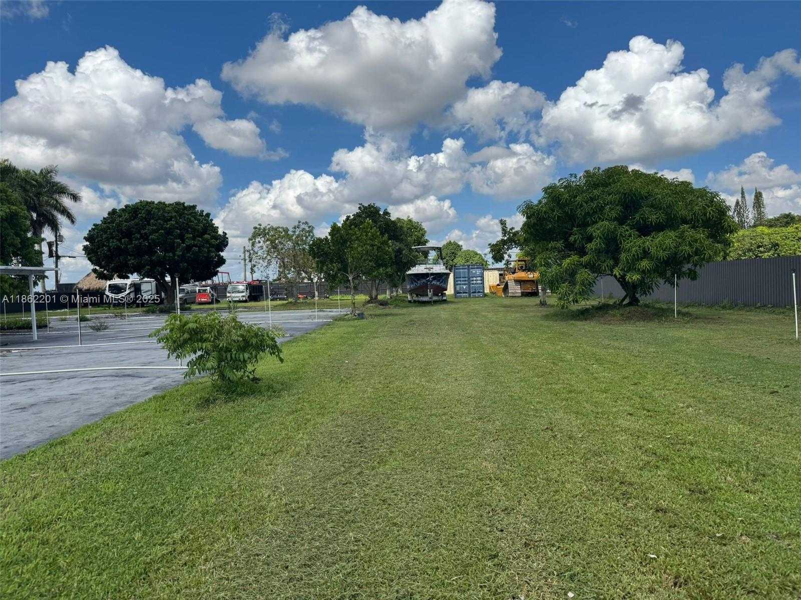 Small Image of Homestead Number 25