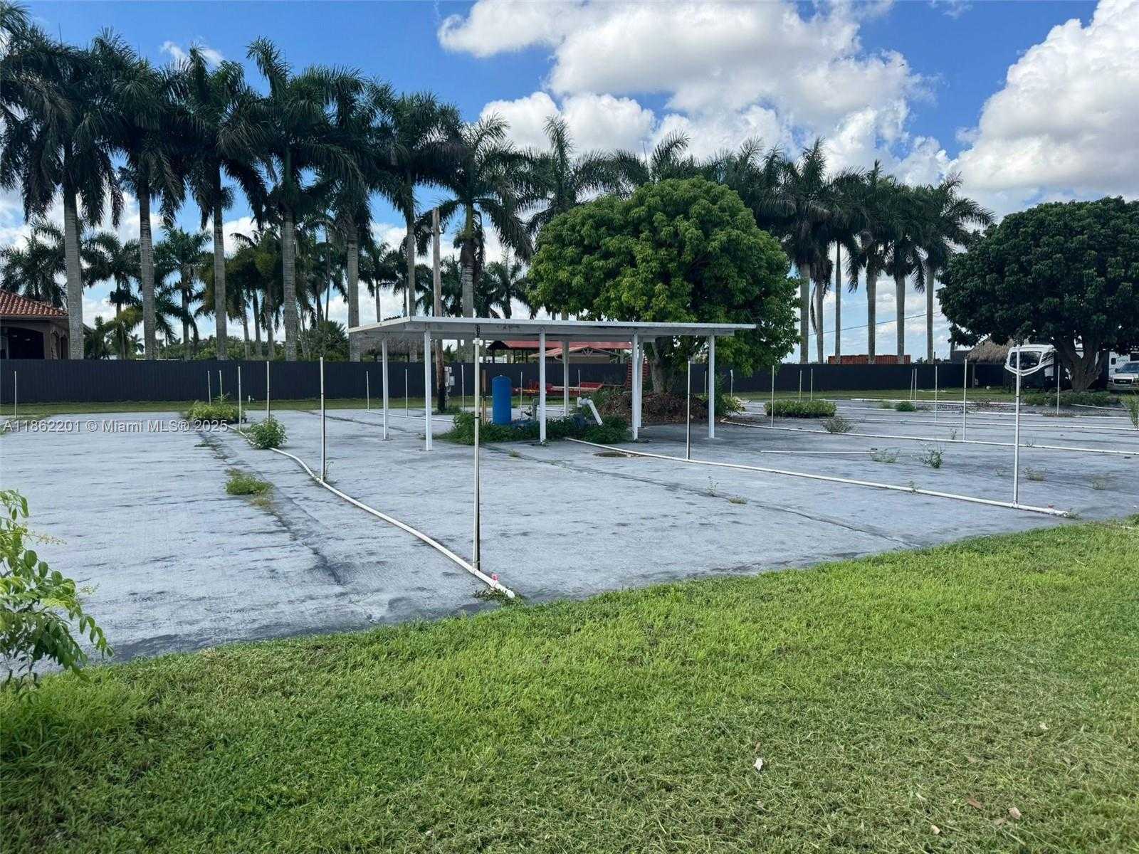 Small Image of Homestead Number 35