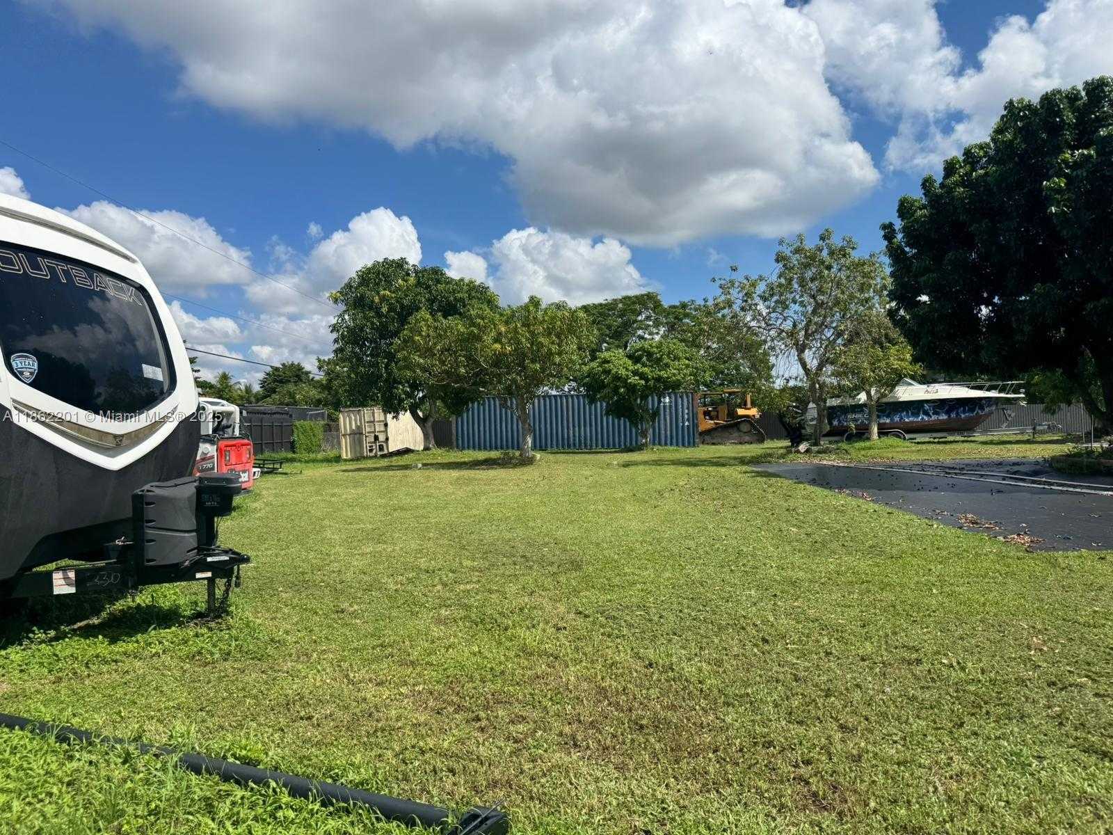 Small Image of Homestead Number 44